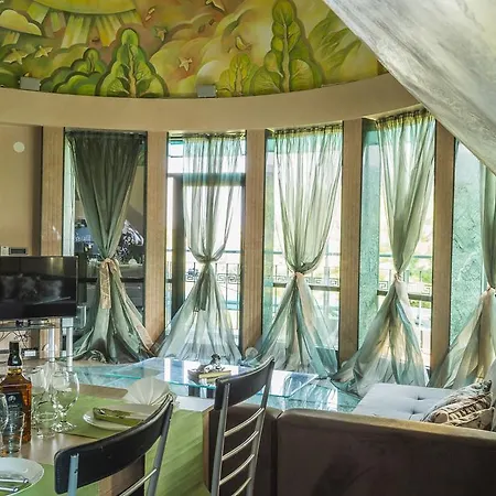 Luxury Penthouse Three Level Apartman *